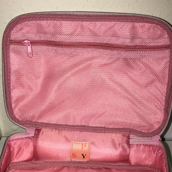 Ipsy white marble train case - Picture 4 of 6